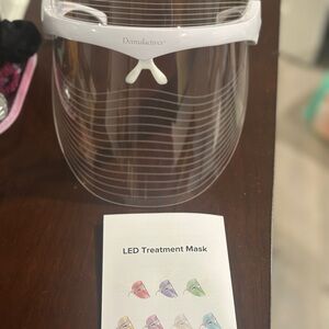 Dermalactives LED Treatment Mask